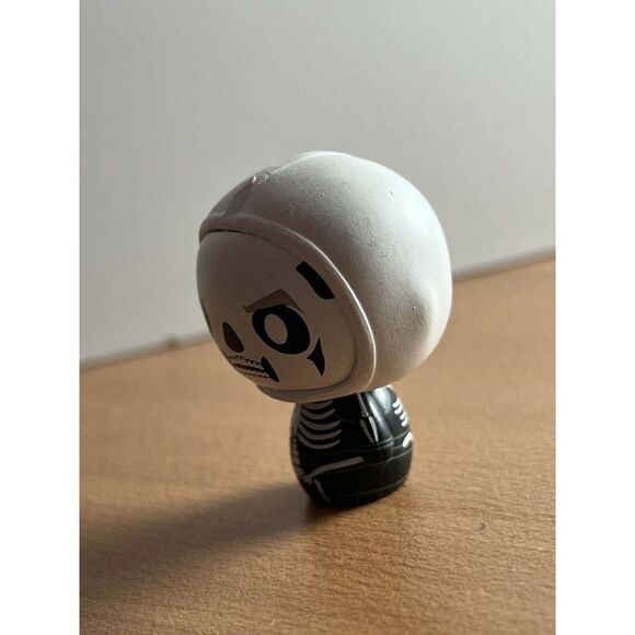 Funko Pint Sized Heroes Fortnite Series 1 Skull Trooper 2018 1.5” - Picture 4 of 7